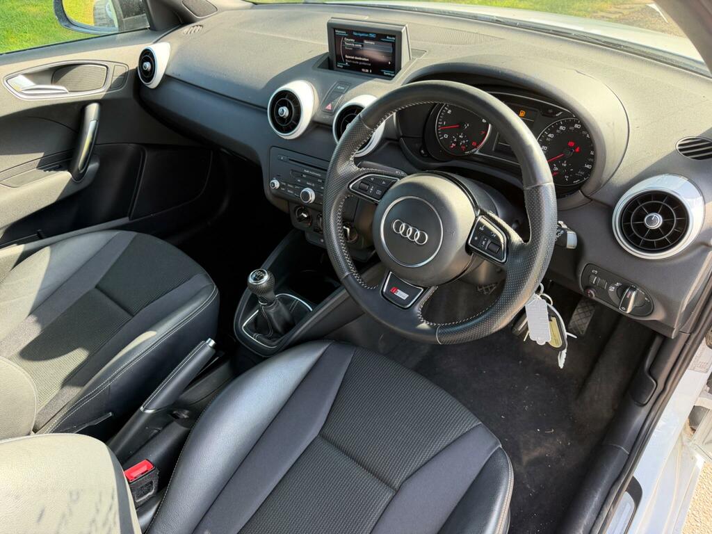 Audi A1 1.4 Tfsi S Line Style Edition Sportback Euro 5 S EO14XAY White #2