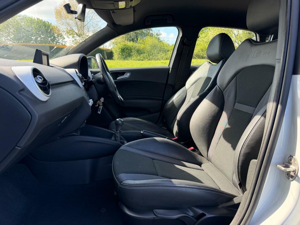 Audi A1 1.4 Tfsi S Line Style Edition Sportback Euro 5 S EO14XAY White #3