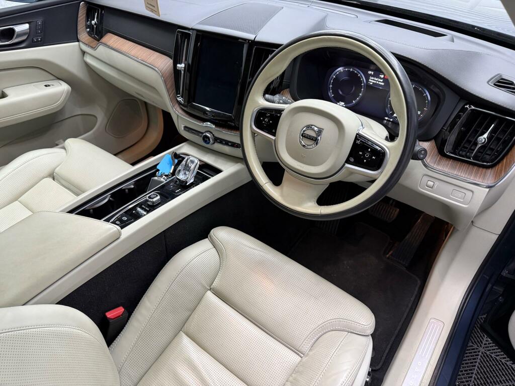 Volvo XC60 2.0 B4 Mhev Inscription Pro Awd Euro 6 Ss LS69MKN Blue #2