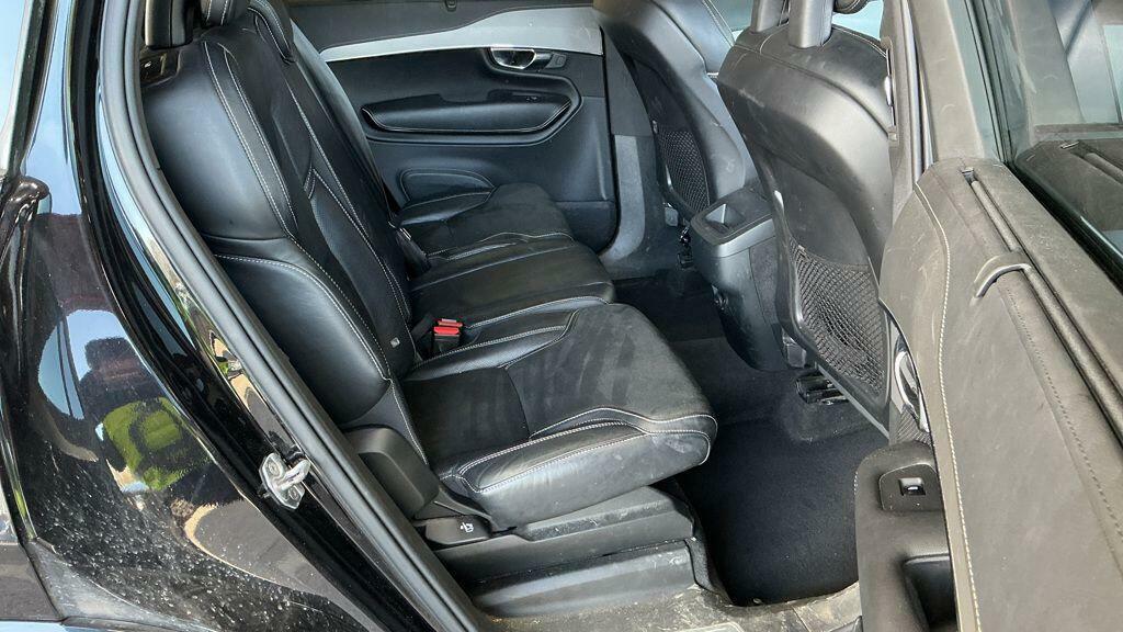 Volvo XC90 2.0 B5 Mhev R-design 4Wd Euro 6 Ss YN20PKC Black #2