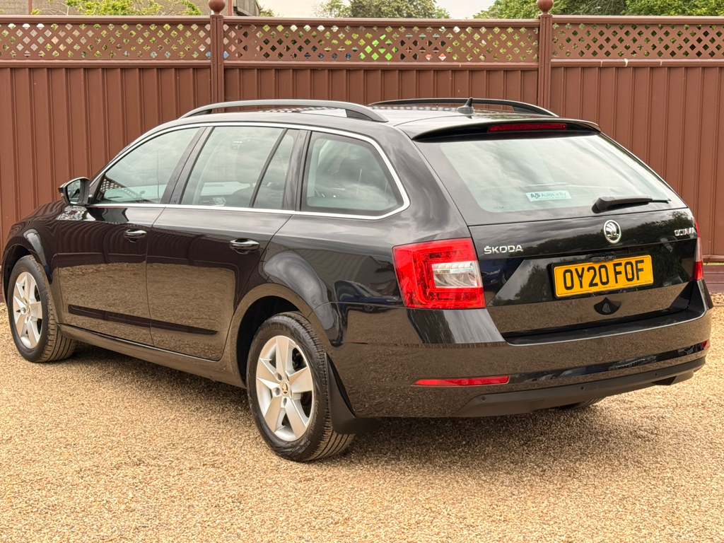 Skoda Octavia 1.6 Tdi Se Technology Estate Eur #5