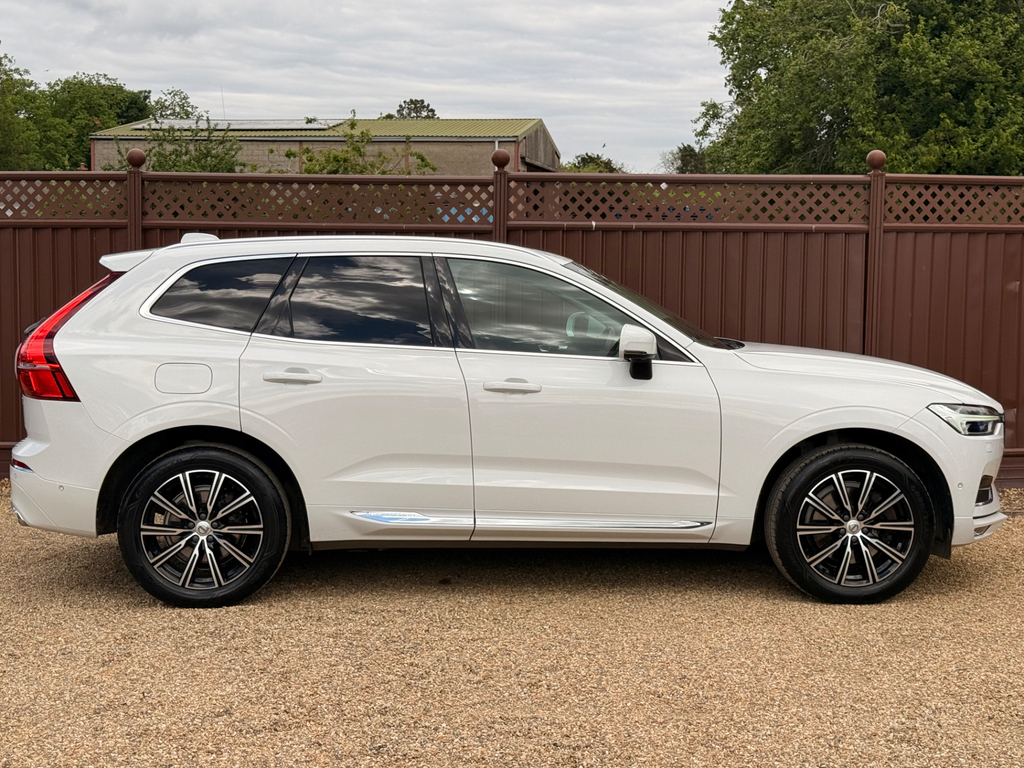 Volvo XC60 2.0 D5 Powerpulse Inscription Suv VGU379 #3