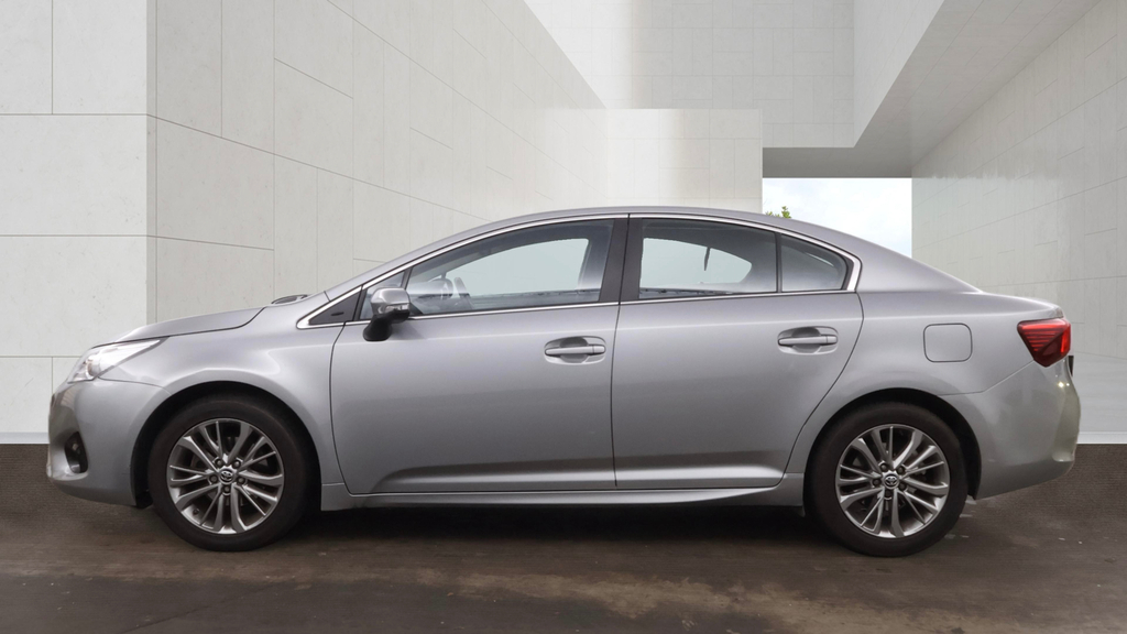 Toyota Avensis 1.8 V-matic Business Edition Saloon Man  #6