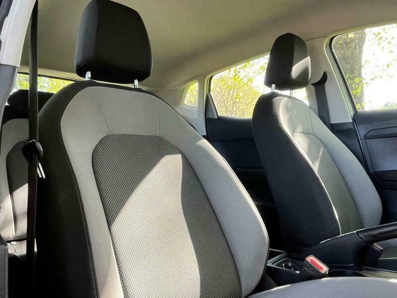 Seat Ibiza 1.0 Mpi Se Technology KO68KZG Silver #2