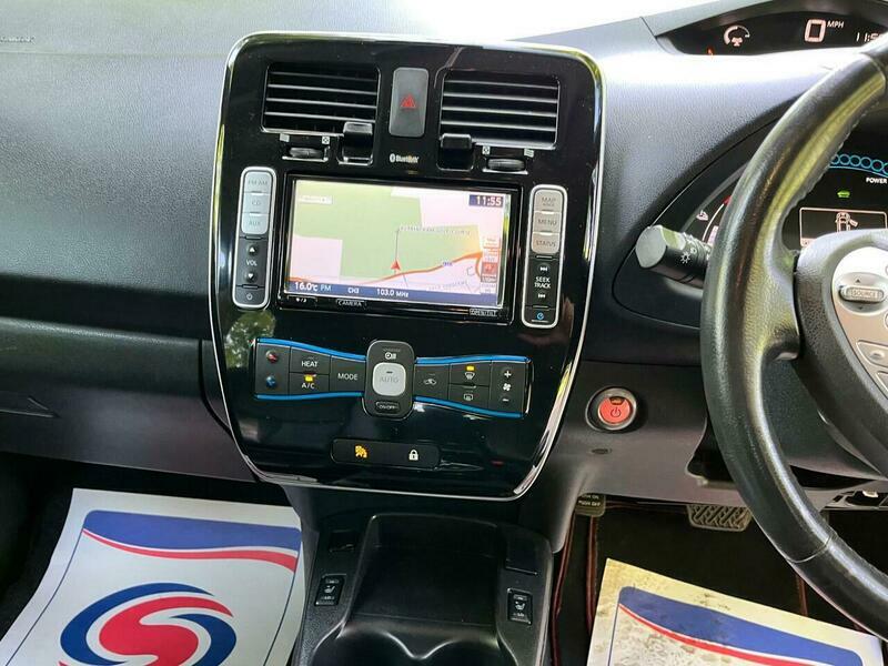 Nissan Leaf 24Kwh White #7