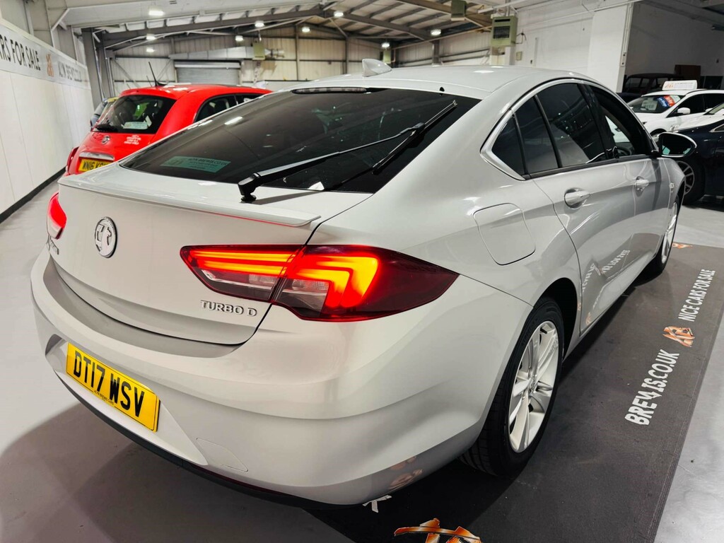 Vauxhall Insignia Sri Nav Ecotec Td DT17WSV #3