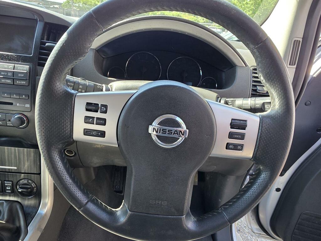 Nissan Pathfinder 4X4 2.5 Dci Acenta 201010 Silver #38