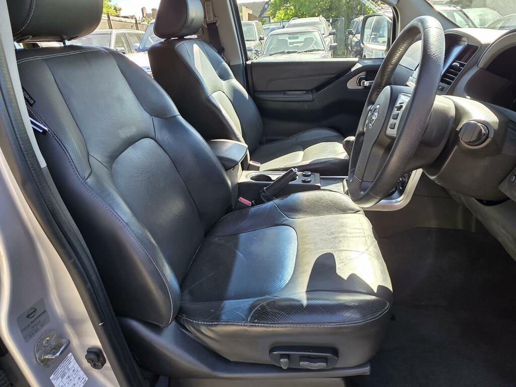 Nissan Pathfinder 4X4 2.5 Dci Acenta 201010 Silver #13