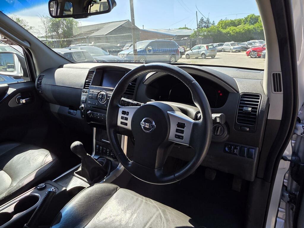 Nissan Pathfinder 4X4 2.5 Dci Acenta 201010 Silver #17