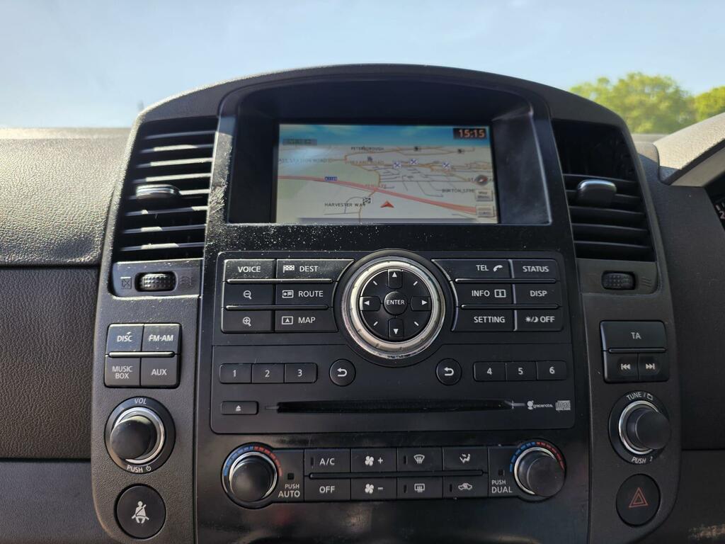 Nissan Pathfinder 4X4 2.5 Dci Acenta 201010 Silver #35