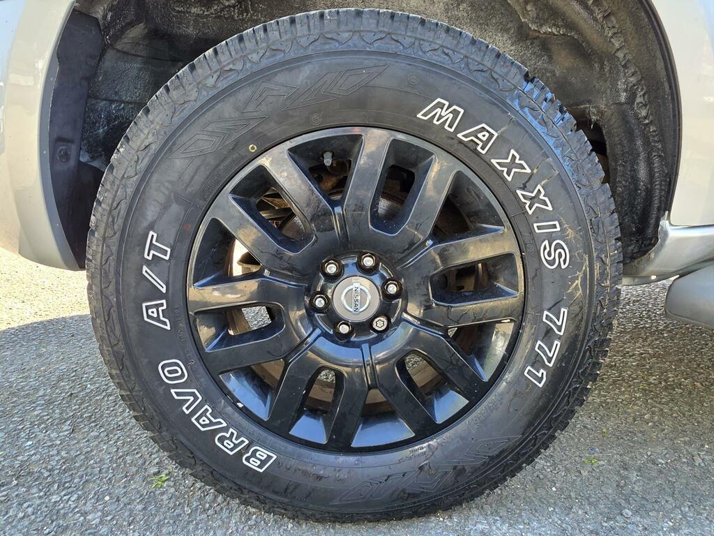 Nissan Pathfinder 4X4 2.5 Dci Acenta 201010 Silver #53