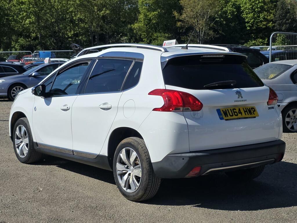 Peugeot 2008 1.2 Vti Puretech Crossway Euro 5 WU64HWP White #3