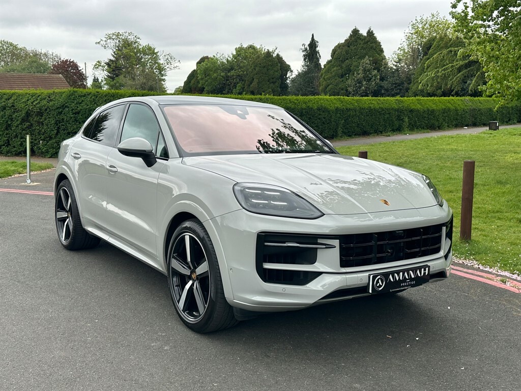 Porsche Cayenne 3.0 V6 E-hybrid 25.9Kwh Grey