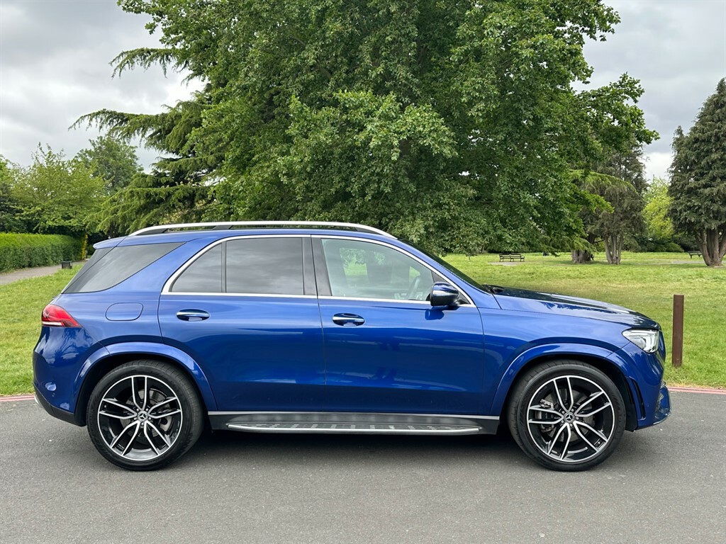 Mercedes-Benz GLE Class D 4Matic Amg Line Premium Plus Blue #3