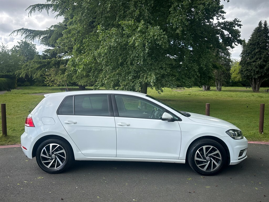 Volkswagen Golf Match Tsi Evo Dsg YU19HAE White #3