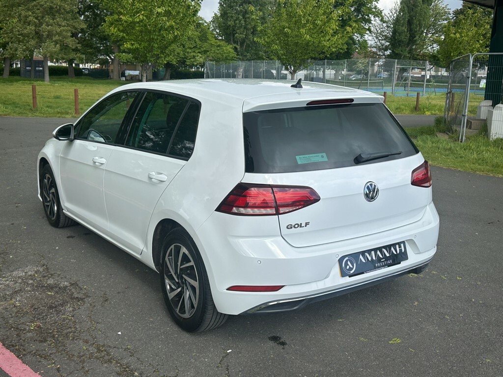 Volkswagen Golf Match Tsi Evo Dsg YU19HAE White #2