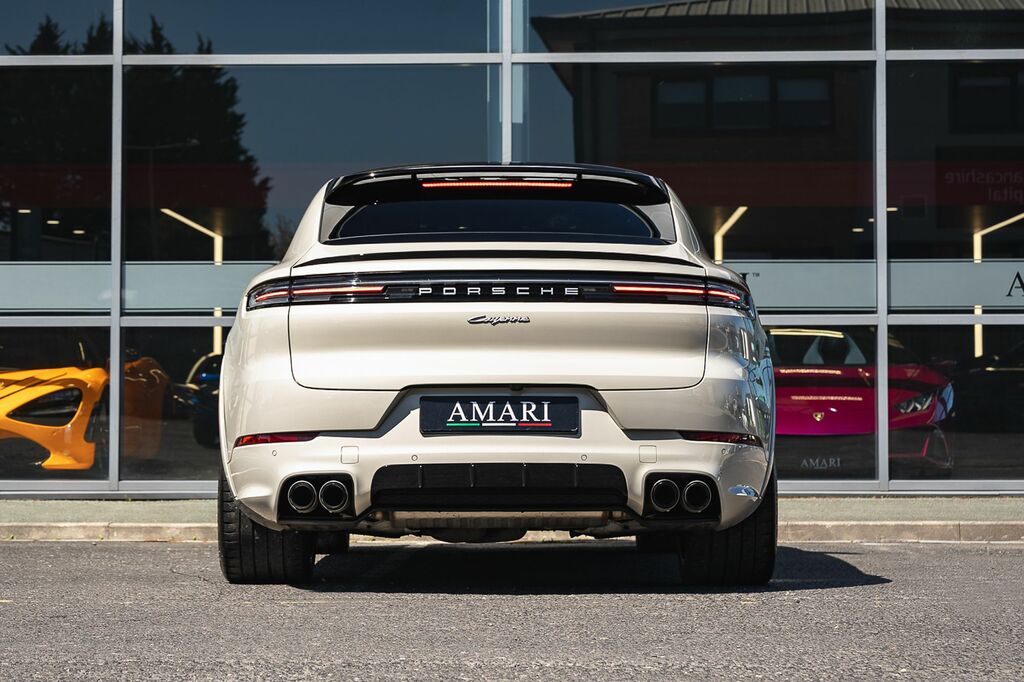 Porsche Cayenne V6 E-hybrid Coupe  Beige #6
