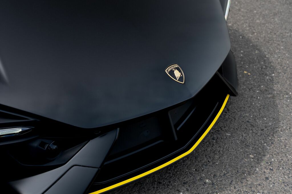 Lamborghini Revuelto Coupe Blue #19