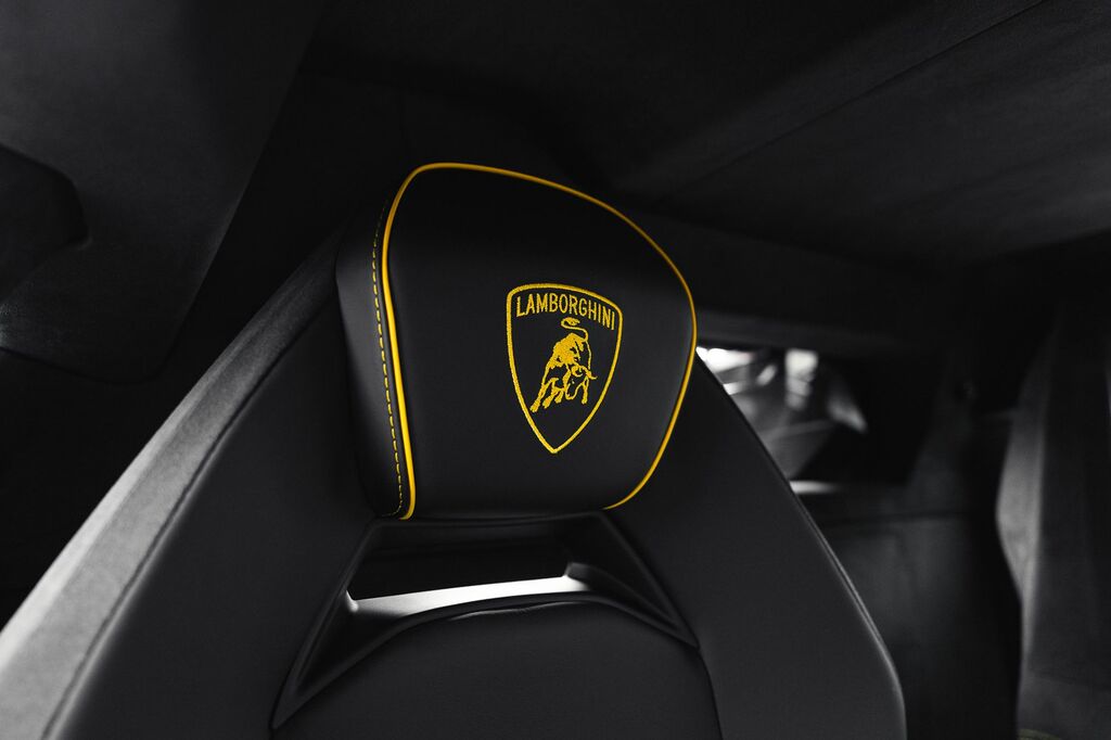 Lamborghini Revuelto Coupe Blue #38