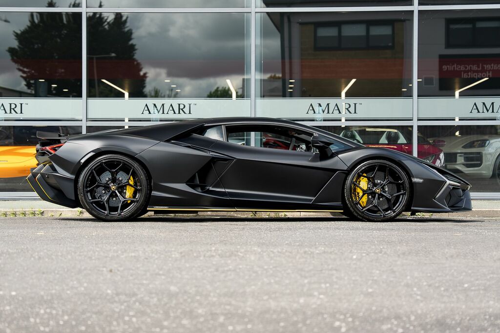 Lamborghini Revuelto Phev S-a  #3