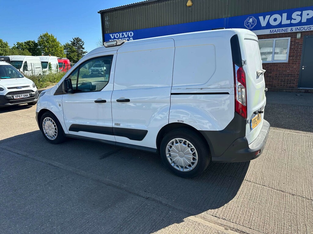 Ford Transit Connect 220 Panel Van L1 H1 YP67FMF White #5