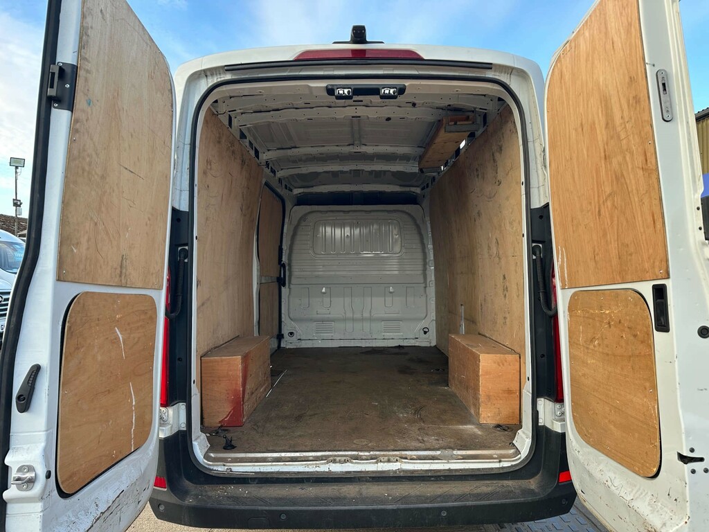 Maxus Deliver 9 D20 Lux Panel Van Fwd L3 H2 Euro 6 White #6