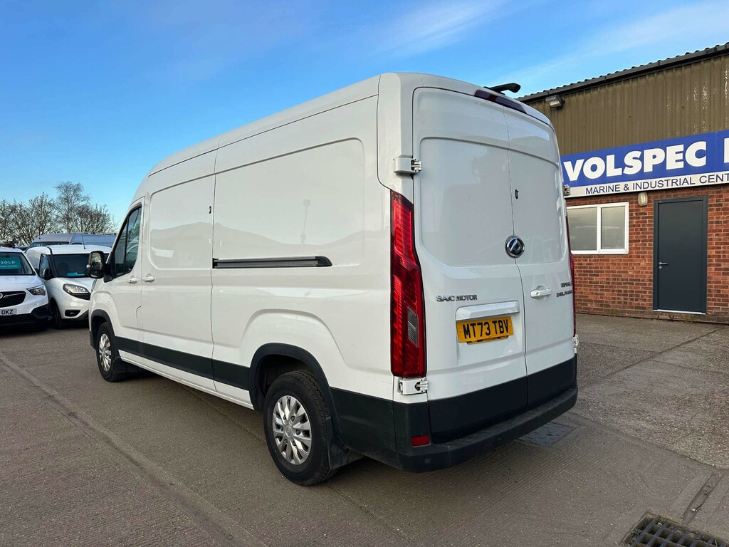 Maxus Deliver 9 D20 Lux Panel Van Fwd L3 H2 Euro 6 White #5