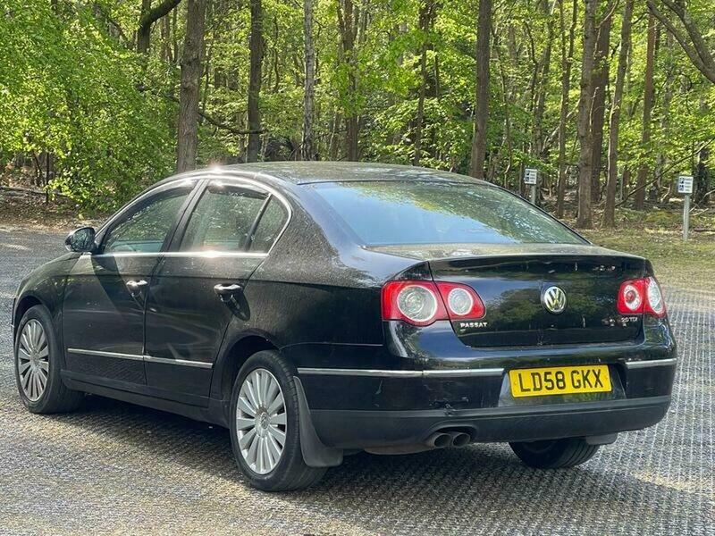 Volkswagen Passat 2.0 Tdi Highline Dsg Black