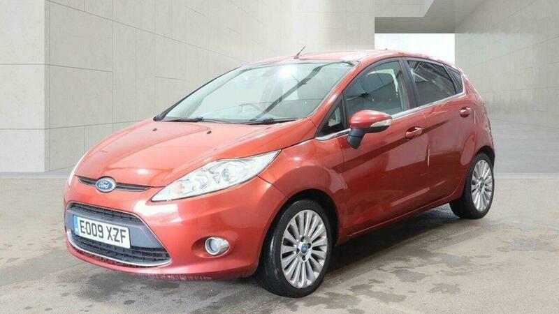 Ford Fiesta 1.4 Titanium EO09XZF Red #2