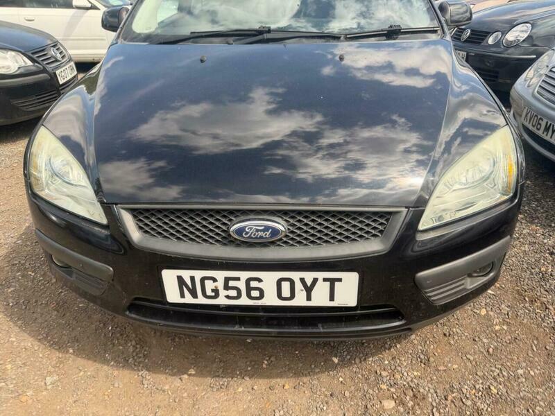 Ford Focus 1.6 Sport Black #5