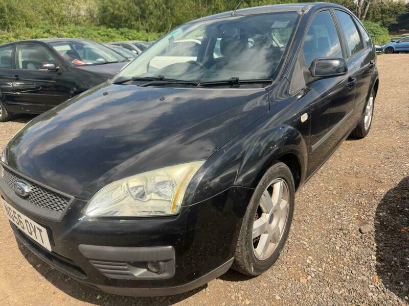 Ford Focus 1.6 Sport Black #2
