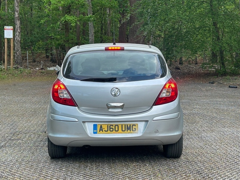 Vauxhall Corsa 1.4 16V Se AJ60UMG Silver #4