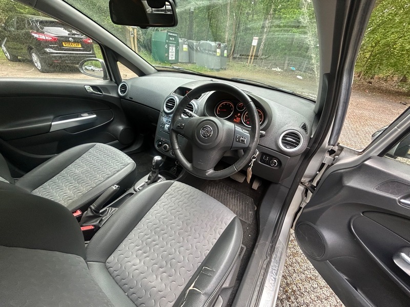 Vauxhall Corsa 1.4 16V Se AJ60UMG Silver #5