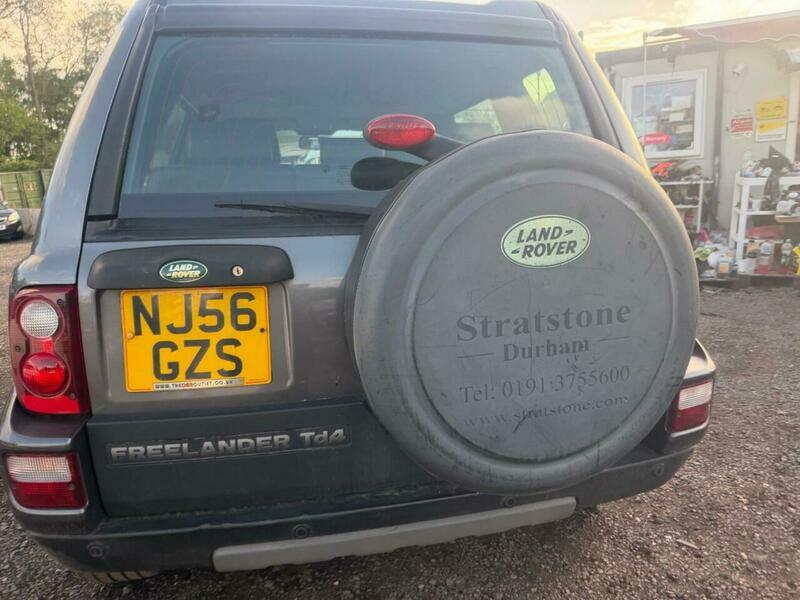 Land Rover Freelander 2 Adventurer Black #5