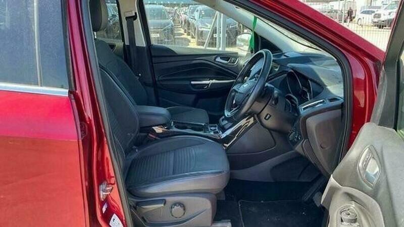 Ford Kuga 2.0 Tdci Titanium Powershift HV68HFS Red #6