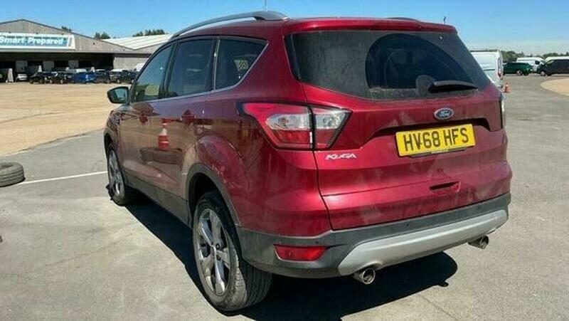 Ford Kuga 2.0 Tdci Titanium Powershift HV68HFS Red #3