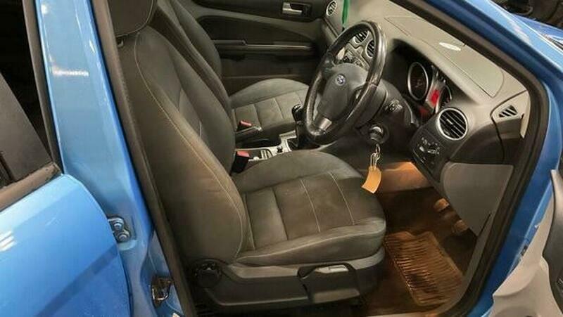 Ford Focus 1.6 Titanium SB09XHL Blue #2