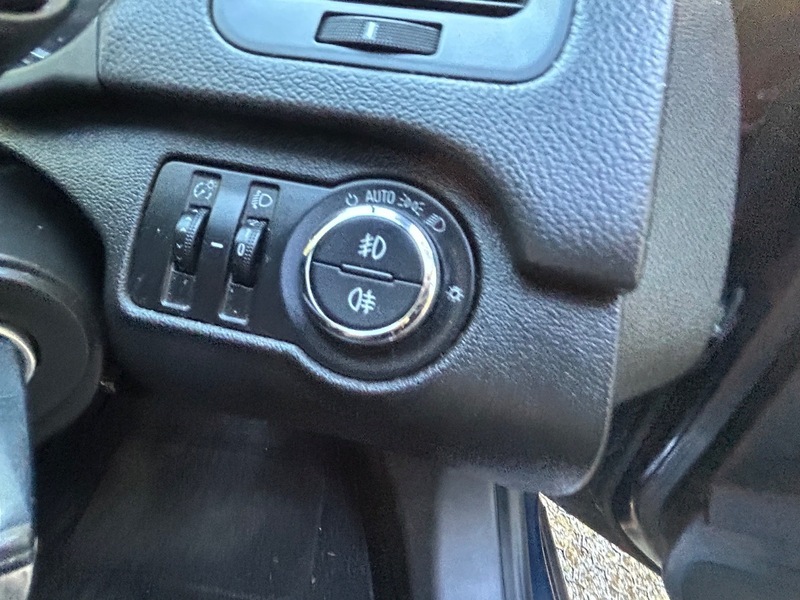 Citroen  1.6 Hdi Exclusive Blue #4