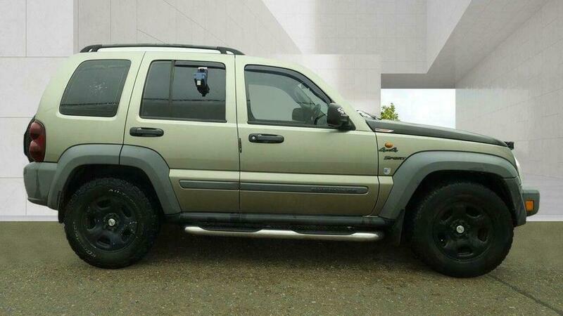 Jeep Cherokee 2.4 Sport 4X4 Green #5
