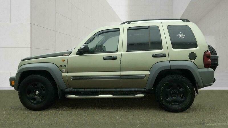 Jeep Cherokee 2.4 Sport 4X4 Green #6