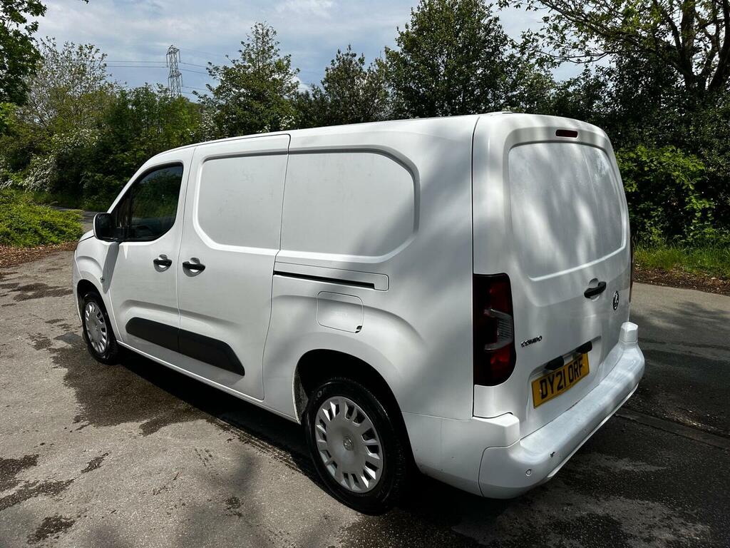 Vauxhall Combo 1.5 Turbo D 2300 Sportive L2 H1 Euro 6 DY21ORF White #4