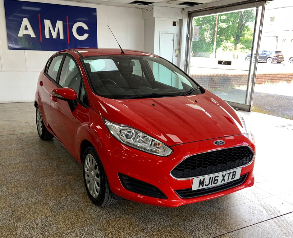 Ford Fiesta 1.25 Style Euro 6 Red