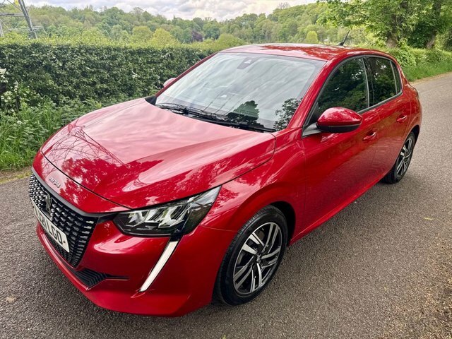 Peugeot 208 1.2 Puretech Allure Hatchback Eu AJ21LGO Red #2