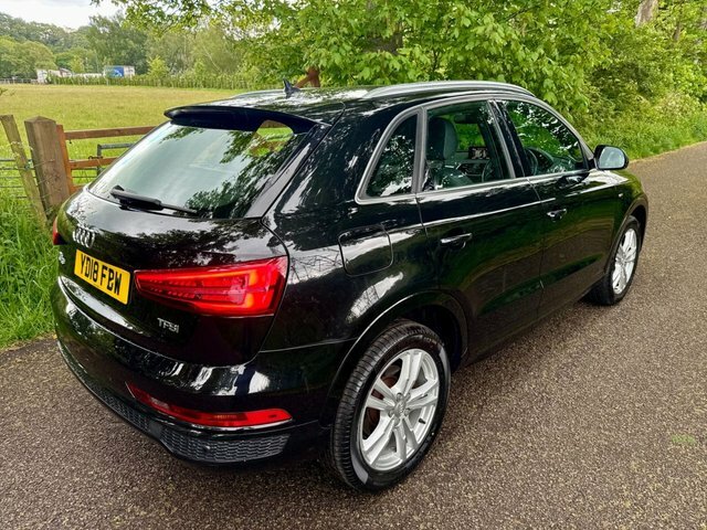 Audi Q3 1.4 Tfsi Cod S Line Edition Suv S Troni YD18FBW Black #4