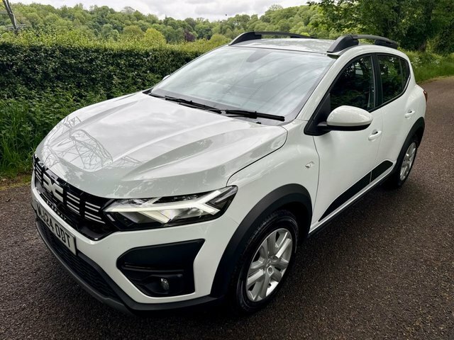 Dacia Sandero Stepway 1.0 Tce Expression Hatchback Eur White