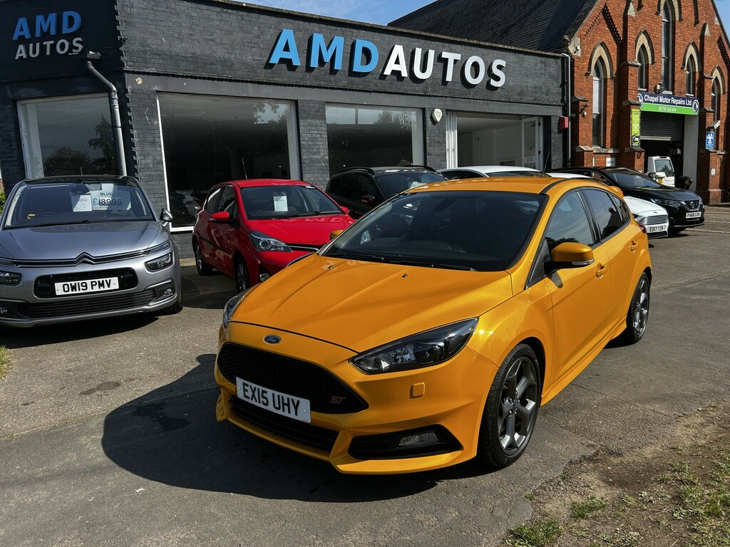 Ford Focus Hatchback 2.0 T Ecoboost St-3 2015 Yellow