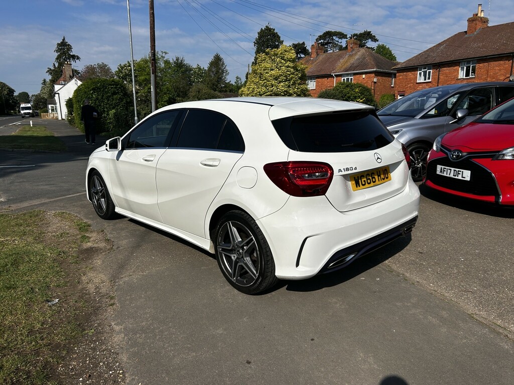 Mercedes-Benz A Class Hatchback 1.5 A180d Amg Line 2016 White #3