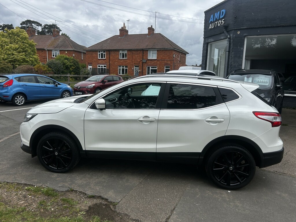 Nissan Qashqai Suv 1.5 Dci Tekna 2016 YK16SWD White #2