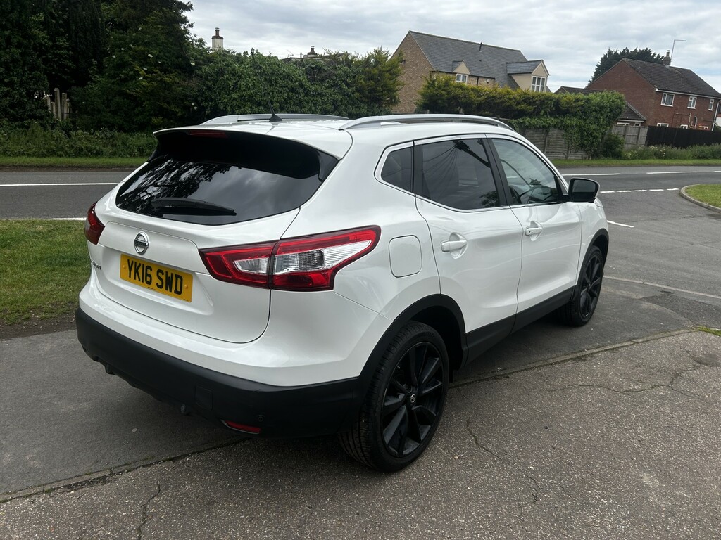 Nissan Qashqai Suv 1.5 Dci Tekna 2016 YK16SWD White #5