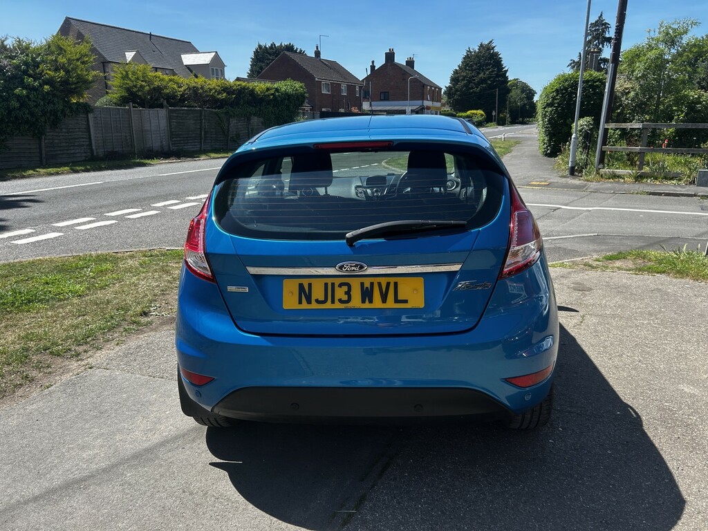 Ford Fiesta Hatchback 1.0 T Ecoboost Zetec 2013 NJ13WVL Blue #4